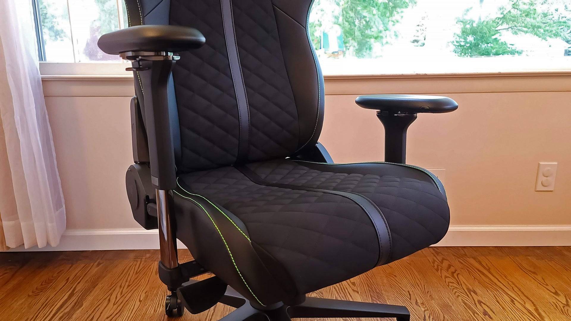 Razer Enki Image 3