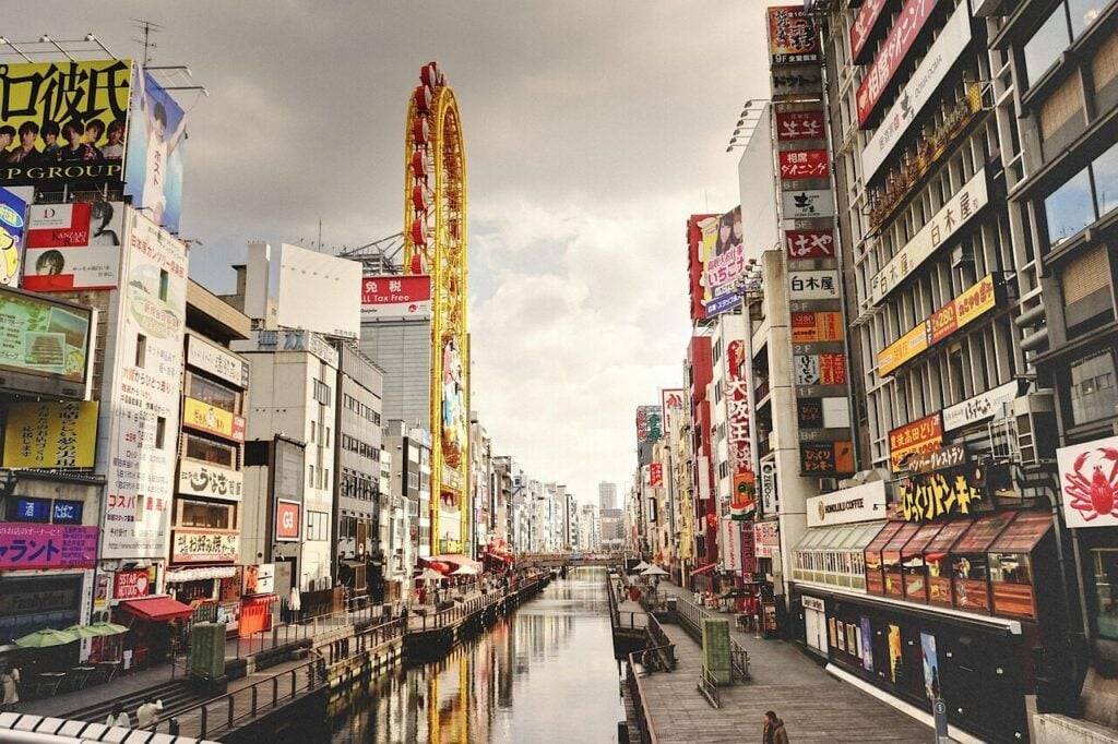 大阪のソロ旅行者として安全に滞在します